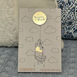 Disney Winnie the Pooh Eyeshadow Palette